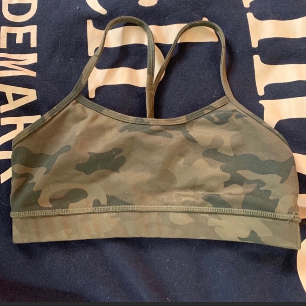 Flow Y Lululemon Sports Bra